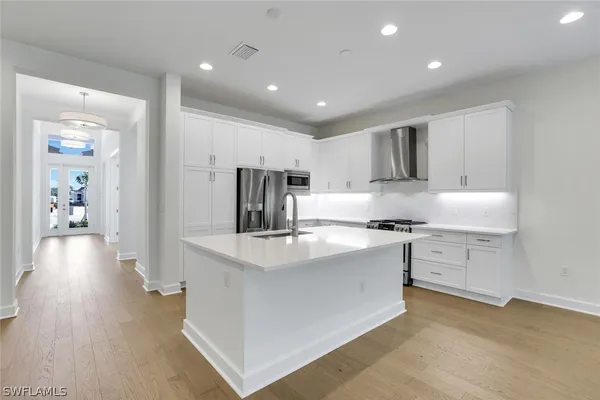 Property Slideshow image 3 of 33 | 2687 ridgecrest pl, Naples, FL, 34112