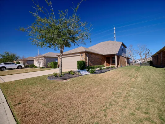 Property Slideshow image 2 of 50 | 3242 golden eagle way, Richmond, TX, 77469