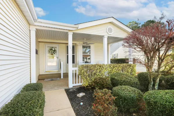 Property Slideshow image 2 of 40 | 583 woodholme dr, Conway, SC, 29526