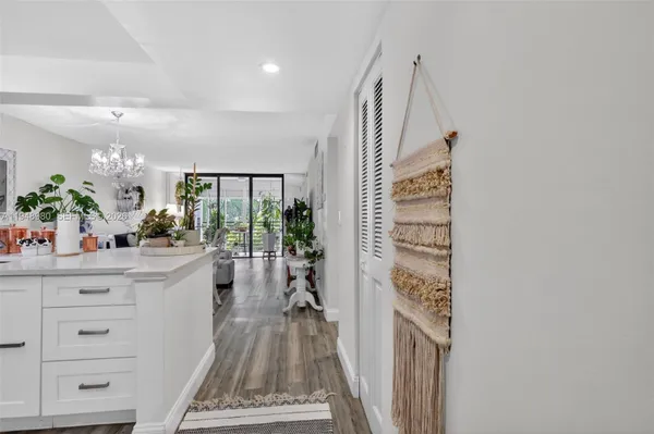 Property Slideshow image 2 of 33 | 8150 w mcnab rd 304, Tamarac, FL, 33321