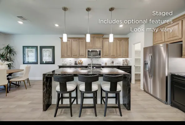 Property Slideshow image 3 of 10 | 26018 peacetree ln, Montgomery, TX, 77316