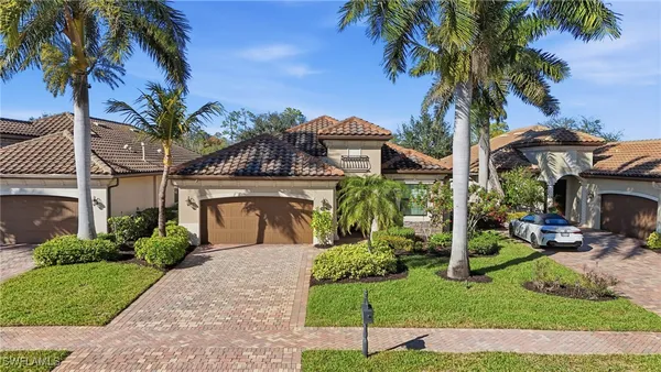 Property Slideshow image 2 of 49 | 3022 aviamar cir, Naples, FL, 34114