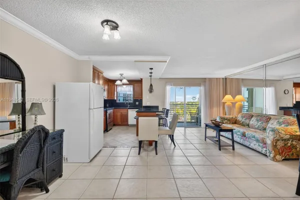 Property Slideshow image 3 of 33 | 2731 ne 14th st cswy 919, Pompano Beach, FL, 33062