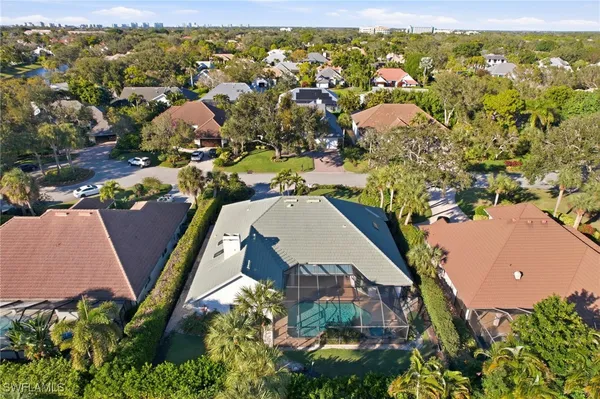 Property Slideshow image 3 of 36 | 716 pitch apple ln, Naples, FL, 34108