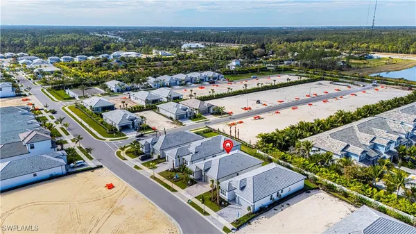 Property Slideshow image 3 of 27 | 2691 ridgecrest pl, Naples, FL, 34112