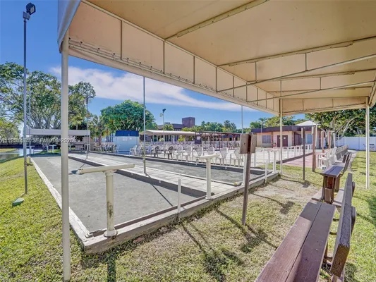 Property Slideshow image 3 of 31 | 3061 nw 47th ter 228b, Lauderdale Lakes, FL, 33313