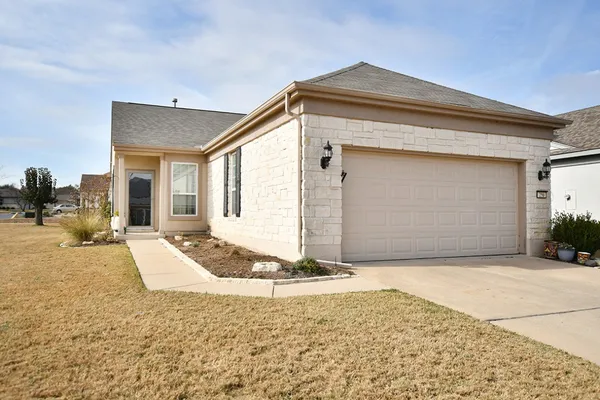 Property Slideshow image 2 of 25 | 256 monument hill trl, Georgetown, TX, 78633