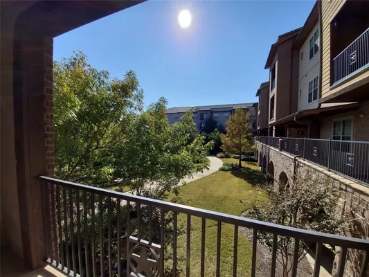 Property Slideshow image 3 of 29 | 301 watermere dr apt 222, Southlake, TX, 76092