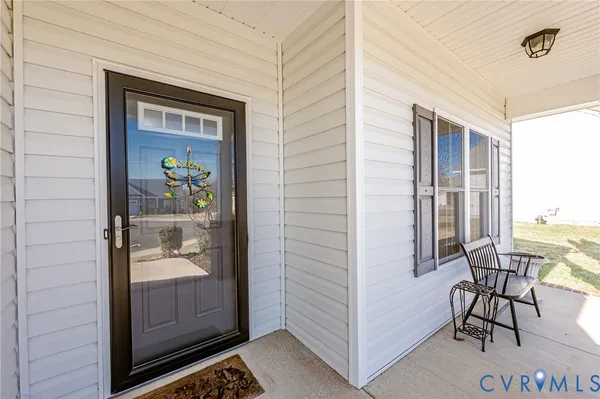 Property Slideshow image 3 of 44 | 7622 settlers ridge ct, Henrico, VA, 23231