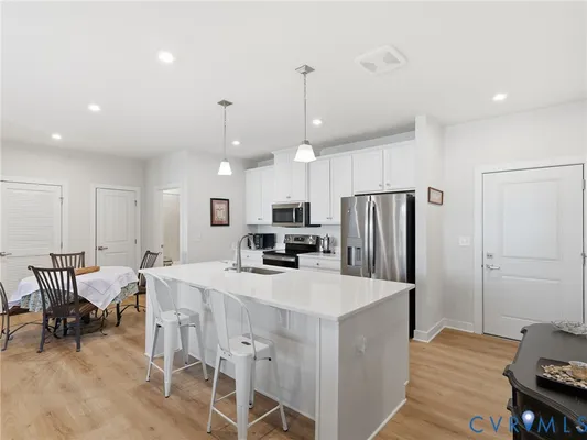 Property Slideshow image 2 of 21 | 6601 citory way unit 304, Moseley, VA, 23120