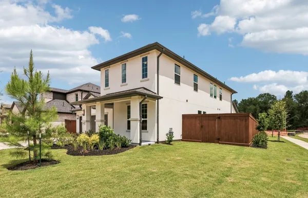 Property Slideshow image 2 of 19 | 26112 treetop terrace ln, Montgomery, TX, 77316