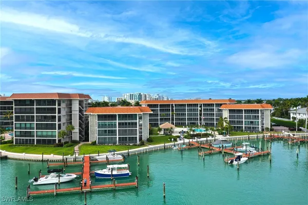 Property Slideshow image 3 of 33 | 222 harbour dr 218, Naples, FL, 34103
