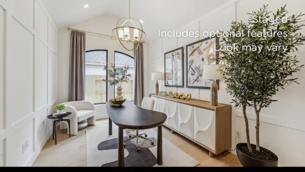 Property Slideshow image 2 of 13 | 26148 treetop terrace ln, Montgomery, TX, 77316