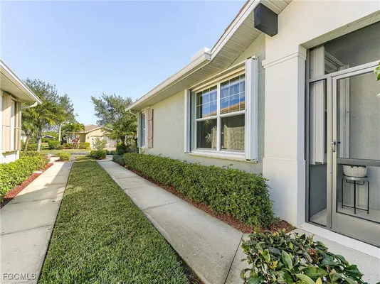 Property Slideshow image 3 of 50 | 10421 sirene way, Fort Myers, FL, 33913