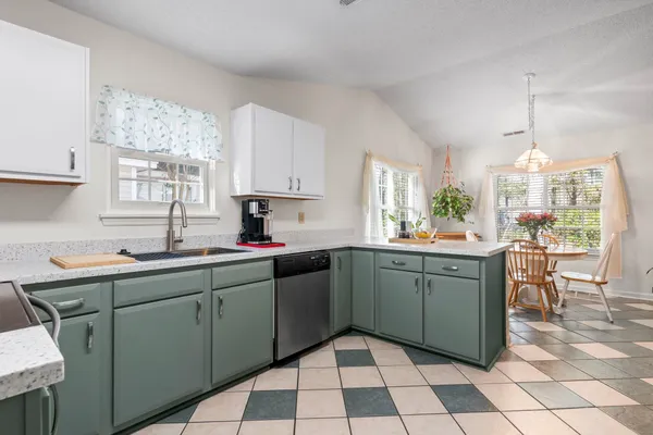 Property Slideshow image 3 of 38 | 6627 e sweetbriar trl, Myrtle Beach, SC, 29588