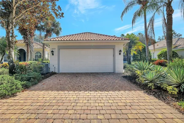 Property Slideshow image 2 of 30 | 2831 jude island way, Naples, FL, 34119