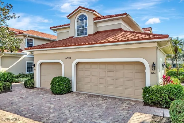 Property Slideshow image 2 of 47 | 6200 reserve cir 404, Naples, FL, 34119