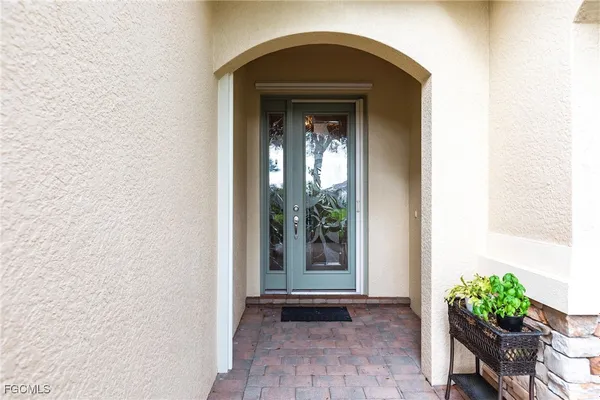 Property Slideshow image 3 of 48 | 3640 lakeview isle ct, Fort Myers, FL, 33905