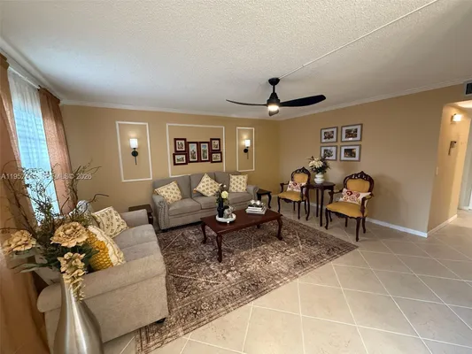 Property Slideshow image 2 of 18 | 774 burgundy q # 774, Delray Beach, FL, 33484
