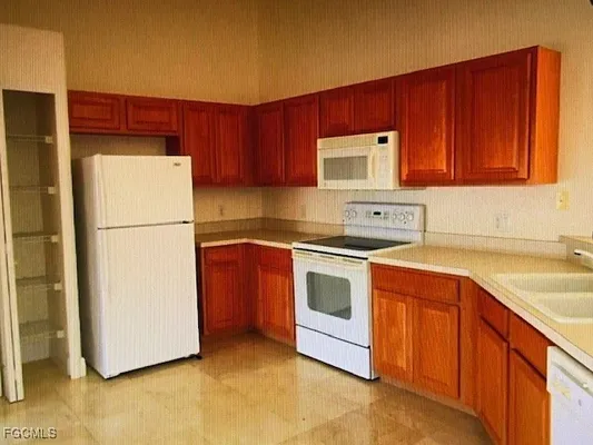 Property Slideshow image 3 of 29 | 10115 colonial country club blvd apt 2103, Fort Myers, FL, 33913