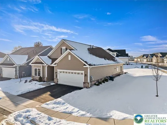 Property Slideshow image 3 of 54 | 3803 loyal ln, Easton, PA, 18045