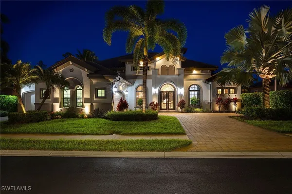 Property Slideshow image 2 of 50 | 7788 classics dr, Naples, FL, 34113