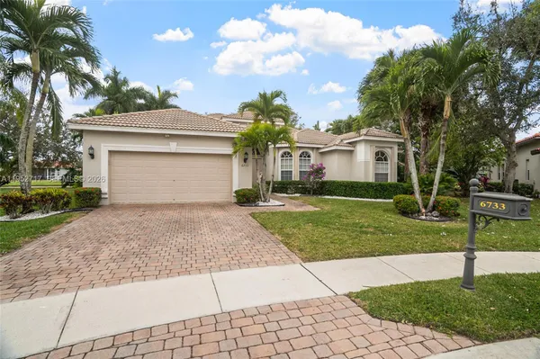 Property Slideshow image 3 of 54 | 6733 peruzzi way, Lake Worth, FL, 33467