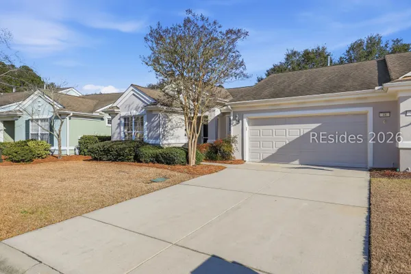 Property Slideshow image 2 of 37 | 48 seaford pl, Bluffton, SC, 29909