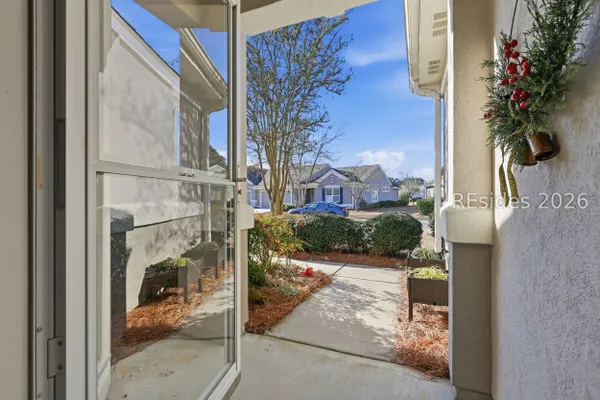 Property Slideshow image 2 of 37 | 48 seaford pl, Bluffton, SC, 29909