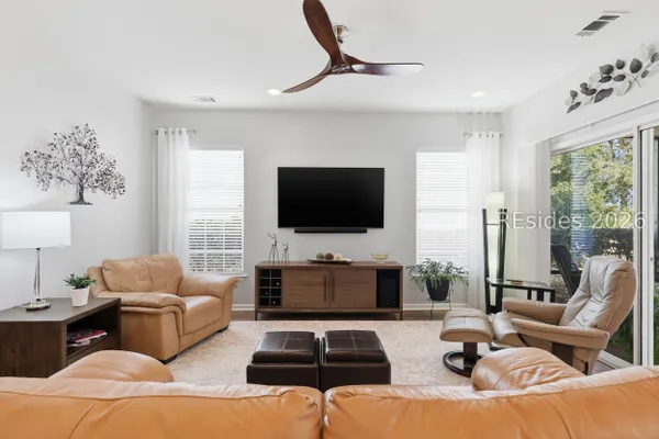 Property Slideshow image 3 of 37 | 48 seaford pl, Bluffton, SC, 29909