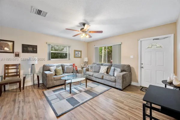 Property Slideshow image 2 of 19 | 4714 nw 50th ct, Tamarac, FL, 33319
