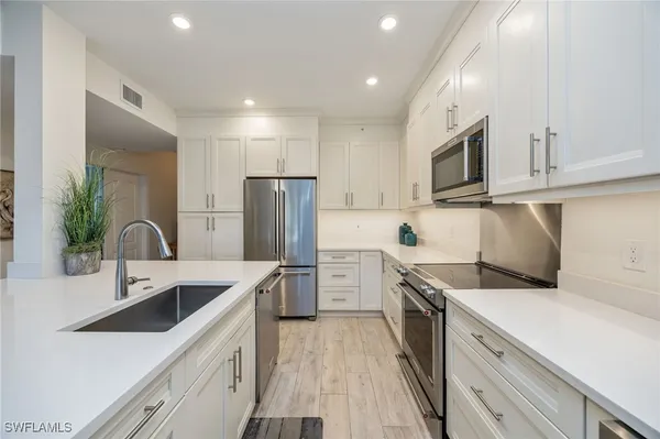 Property Slideshow image 3 of 32 | 7686 pebble creek cir 102, Naples, FL, 34108