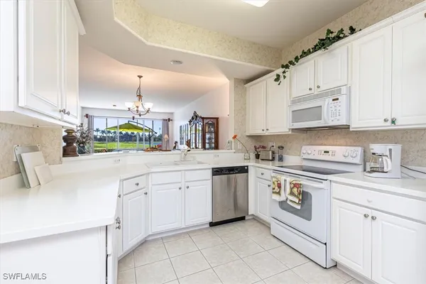 Property Slideshow image 3 of 26 | 9195 michael cir 1303, Naples, FL, 34113