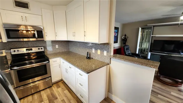 Property Slideshow image 2 of 47 | 756 flanders p 756, Delray Beach, FL, 33484