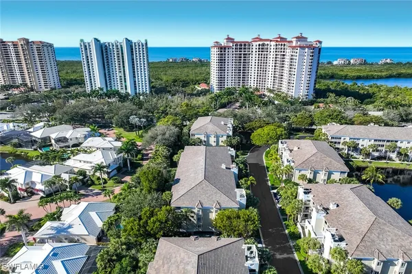 Property Slideshow image 3 of 48 | 7725 pebble creek cir 305, Naples, FL, 34108