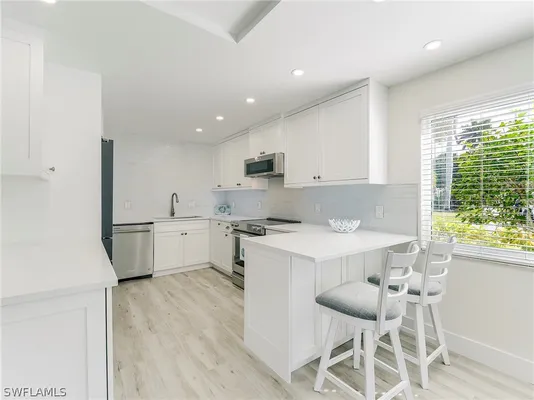 Property Slideshow image 2 of 44 | 354 harbour dr 354, Naples, FL, 34103