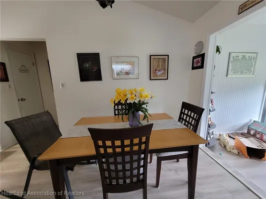 Property Slideshow image 3 of 10 | 2422 hidden creek cir, Sebring, FL, 33870