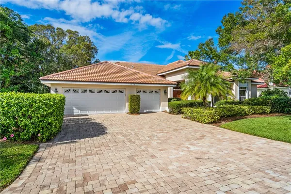 Property Slideshow image 2 of 36 | 1850 paseo del lago ln, Vero Beach, FL, 32967