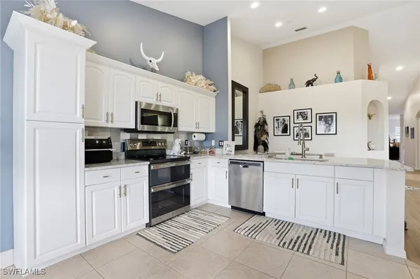 Property Slideshow image 3 of 36 | 20070 seagrove st unit 1907, Estero, FL, 33928