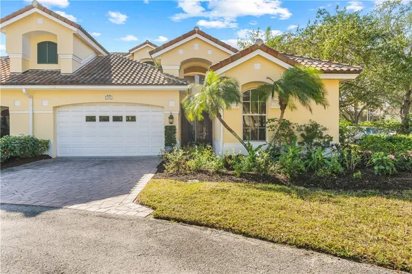 Property Slideshow image 2 of 30 | 1295 marina village cir, Vero Beach, FL, 32967