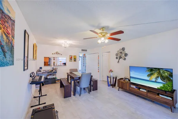 Property Slideshow image 2 of 43 | 9100 lime bay blvd 209, Tamarac, FL, 33321