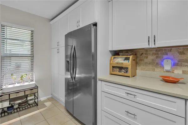 Property Slideshow image 3 of 36 | 9 plantation dr 204, Vero Beach, FL, 32966