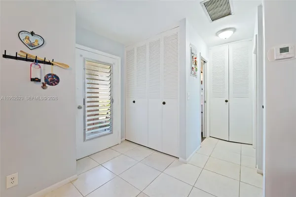 Property Slideshow image 3 of 30 | 2772 dudley dr d, West Palm Beach, FL, 33415
