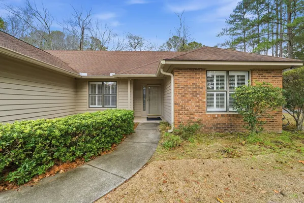 Property Slideshow image 3 of 38 | 101 hickory dr, Conway, SC, 29526