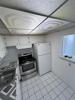 Property Slideshow image 3 of 16 | 89 berkshire d 89, West Palm Beach, FL, 33417