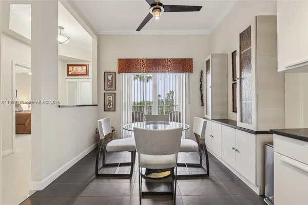 Property Slideshow image 2 of 42 | 7694 granville dr 412e, Tamarac, FL, 33321