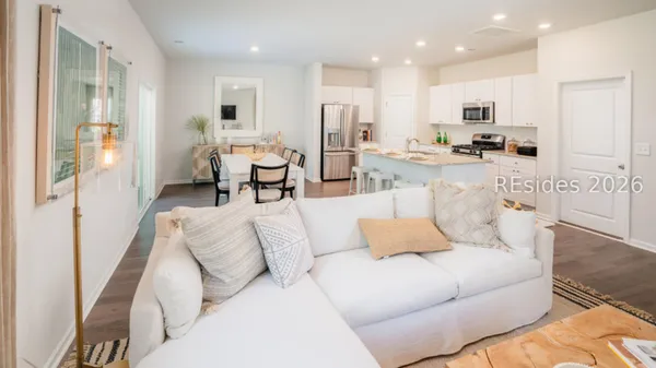 Property Slideshow image 3 of 17 | 734 crimson pointe dr, Hardeeville, SC, 29927