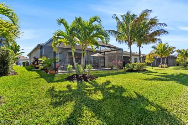 Property Slideshow image 3 of 48 | 11528 jacaranda dr, Naples, FL, 34120