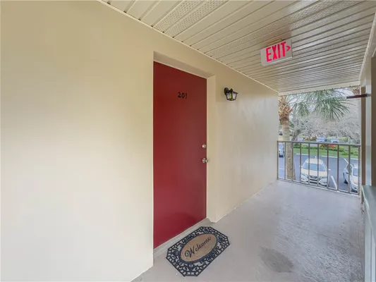 Property Slideshow image 2 of 36 | 25 vista gardens trl 201, Vero Beach, FL, 32962