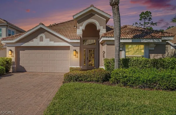 Property Slideshow image 2 of 45 | 9046 shadow glen way, Fort Myers, FL, 33913